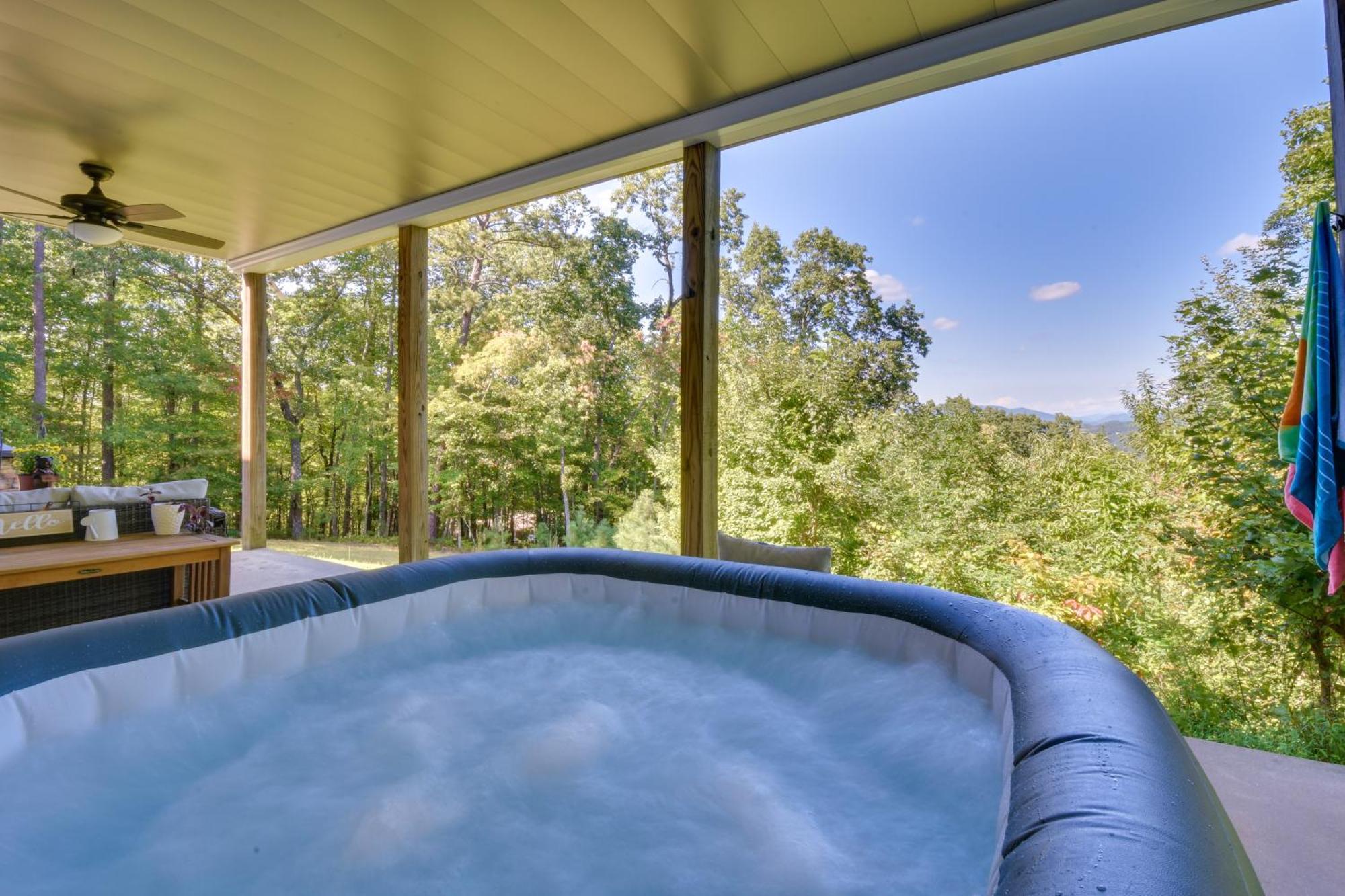 Lakemont Retreat Game Room, Hot Tub, And Mtn Views! エクステリア 写真