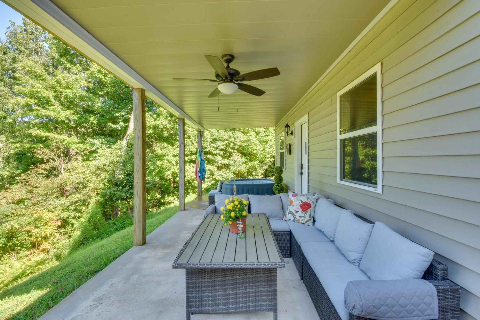Lakemont Retreat Game Room, Hot Tub, And Mtn Views! エクステリア 写真